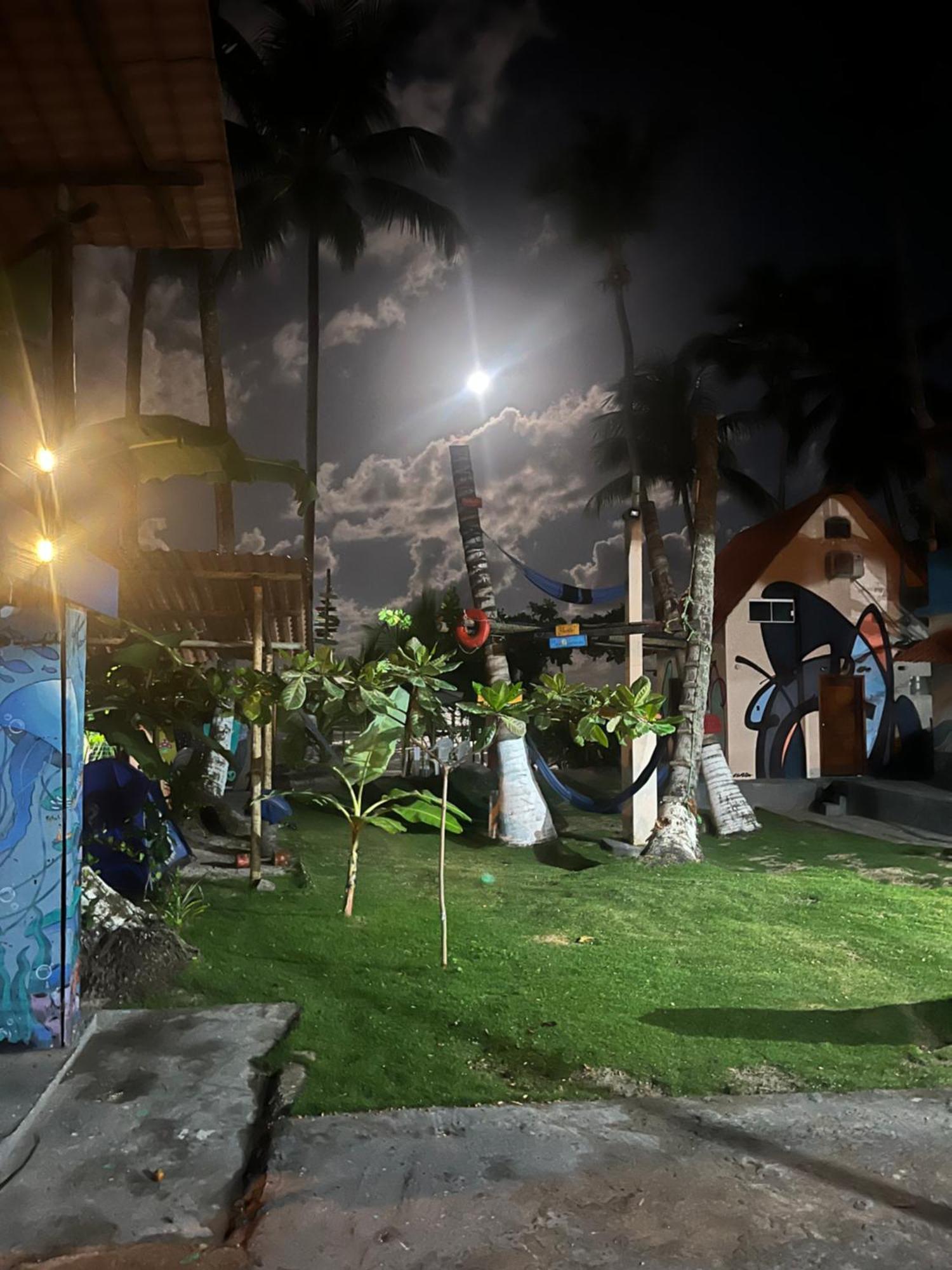 Vila Dos Gnomos Paraiso Mistico Pe Na Areia Ilhéus Buitenkant foto